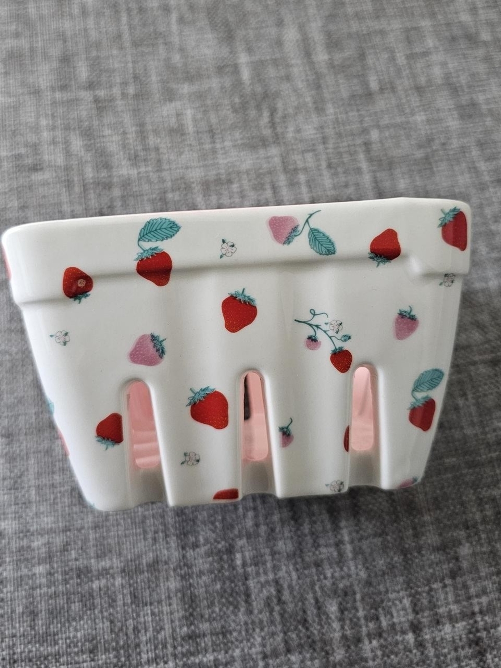White Strawberry Ceramic Berry Basket